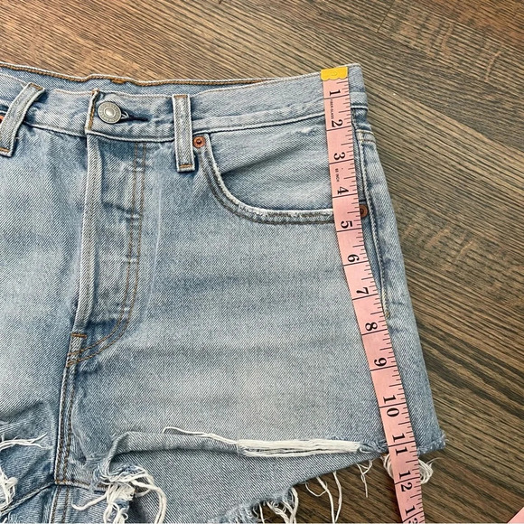 Levi’s blue high waist denim shorts size 28 - Picture 9 of 10